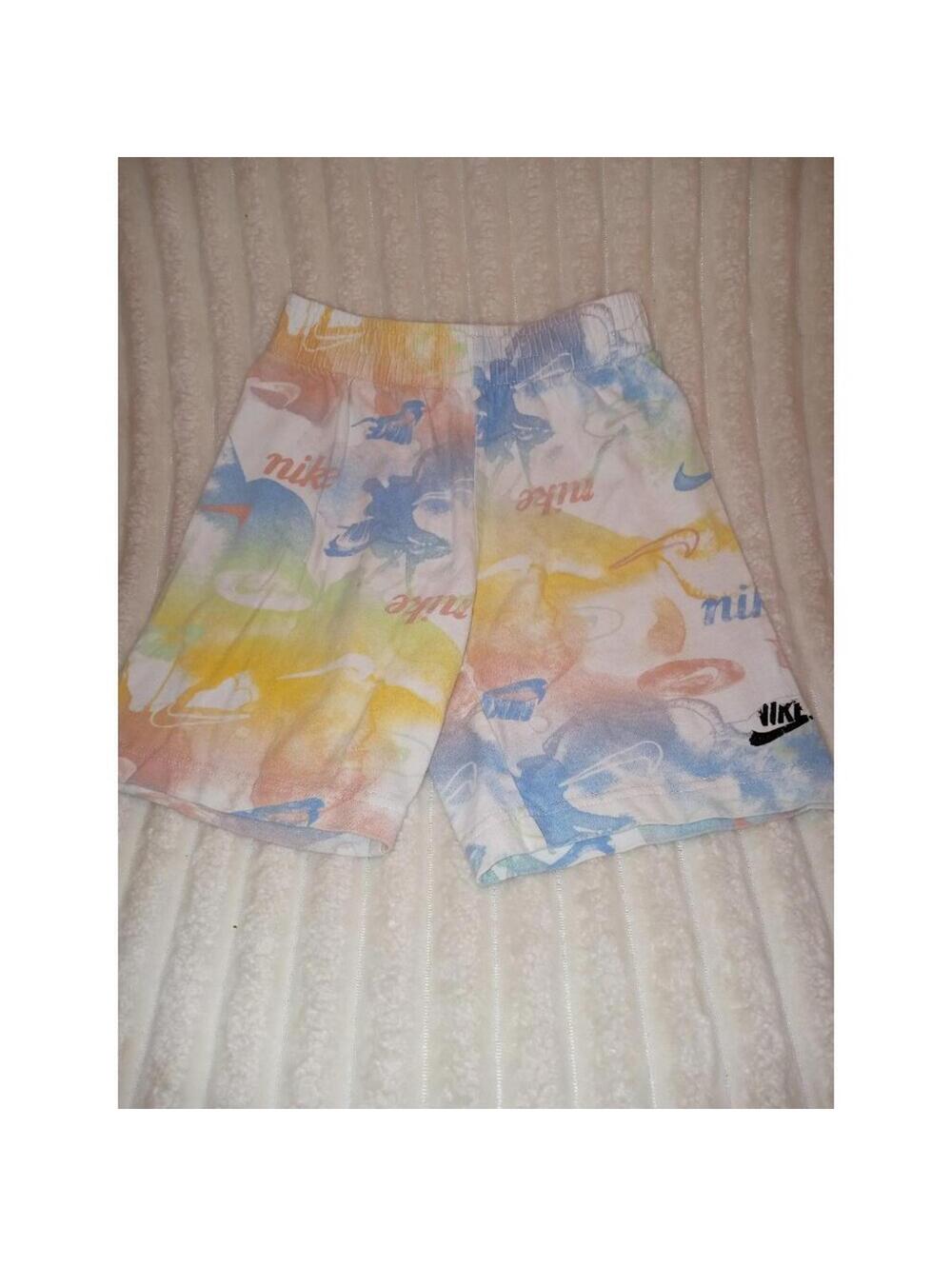 Nike Shorts Girls Size 7 Summer Logo All Over Colorful